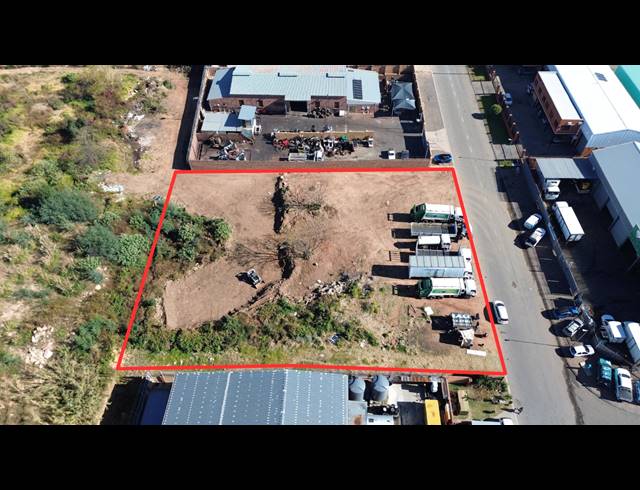 2,706M² VACANT LAND FOR SALE IN STORMILL